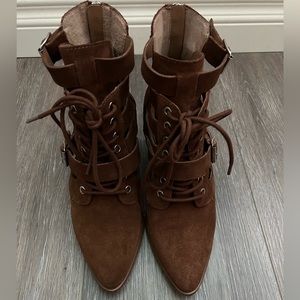 Steve Madden Brown Suede Booties Size 9
